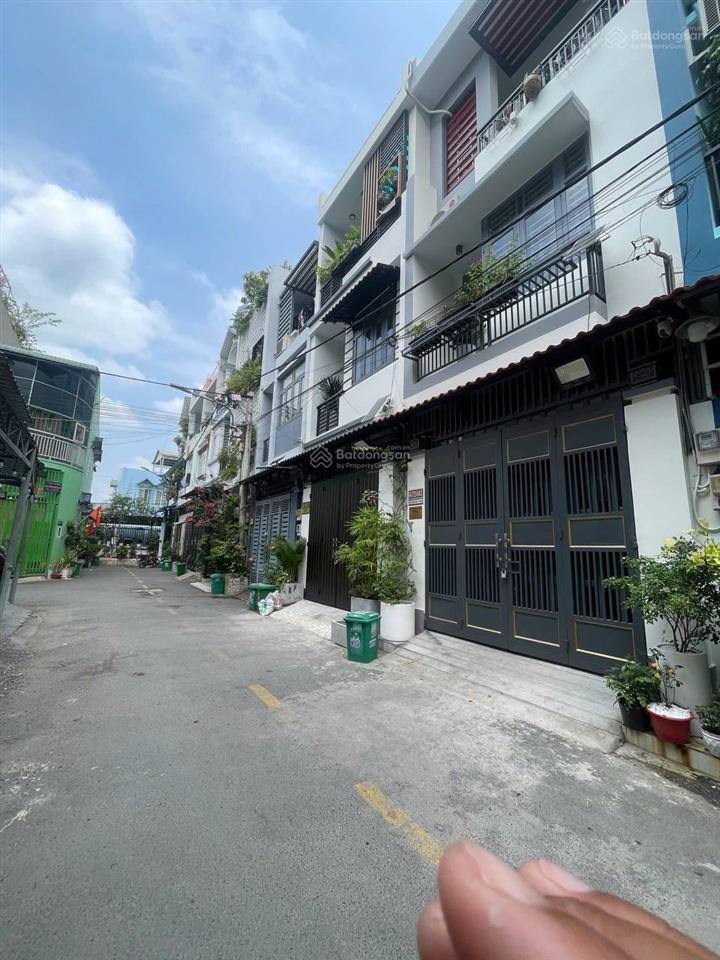 Gấp bán nhanh nhà đẹp mới xây giá cực tốt