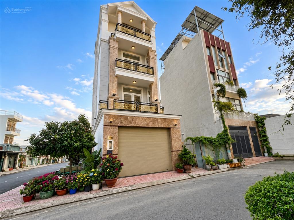 Siêu phẩm không thể bỏ lỡ hưởng trọn không gian sống xanh và tiện ích 5 sao từ vạn phúc city