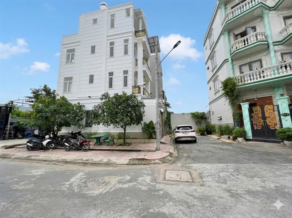 Siêu phẩm không thể bỏ lỡ hưởng trọn không gian sống xanh và tiện ích 5 sao từ vạn phúc city