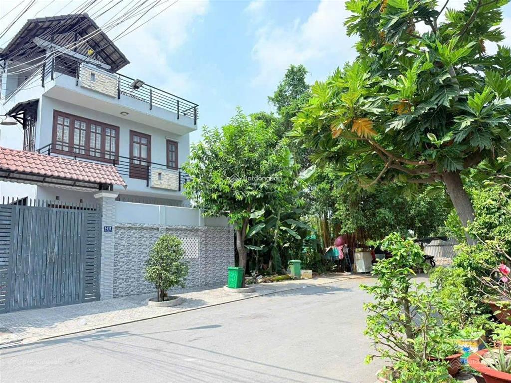 Chủ ngộp cần bán gấp lô đất d20  200m2  ngang 9m  15.8tỷ