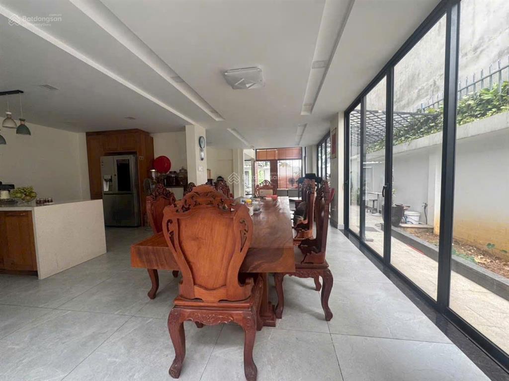 Đừng bỏ lỡ! biệt thự đẹp cách gigamall hiệp bình chánh 500m, cách đường phạm văn đồng 50m