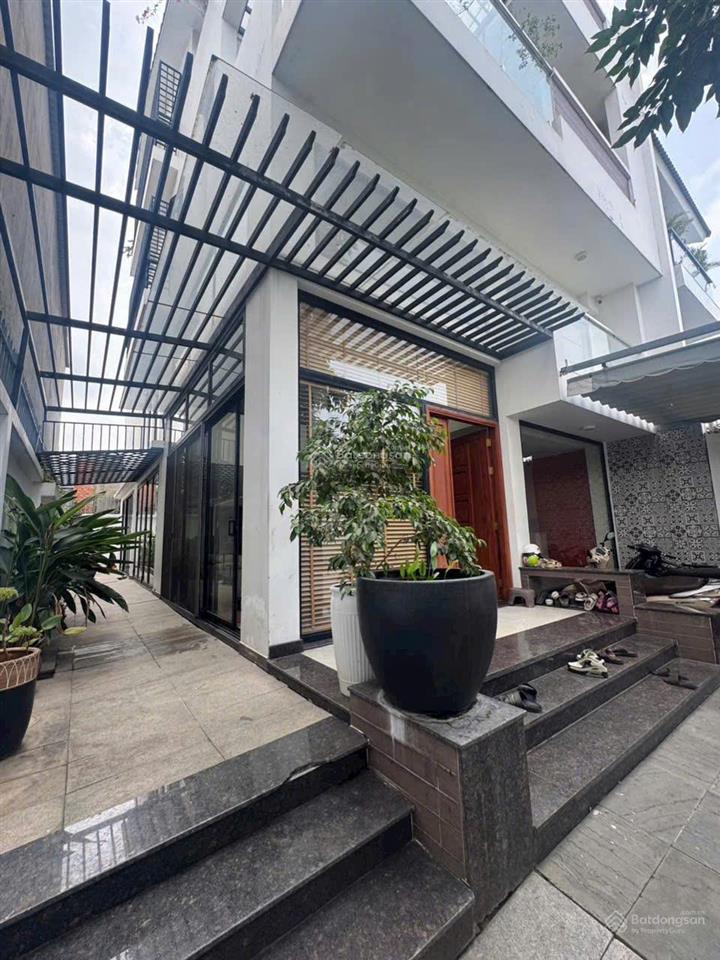 Đừng bỏ lỡ! biệt thự đẹp cách gigamall hiệp bình chánh 500m, cách đường phạm văn đồng 50m