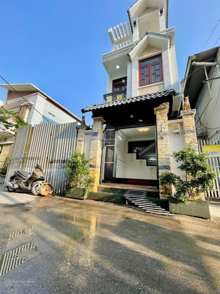 Nhà hiếm có, giá tốt! nhà 2 tầng sát chợ hiệp bình, hbc, thủ đức