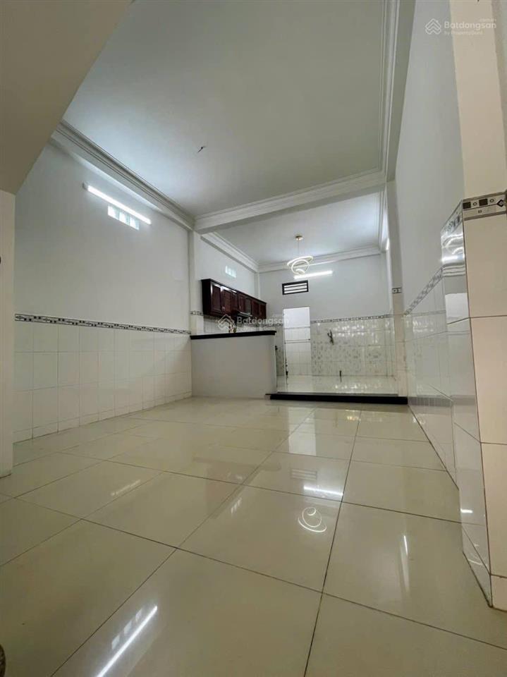 Nhà hiếm có, giá tốt! nhà 2 tầng sát chợ hiệp bình, hbc, thủ đức