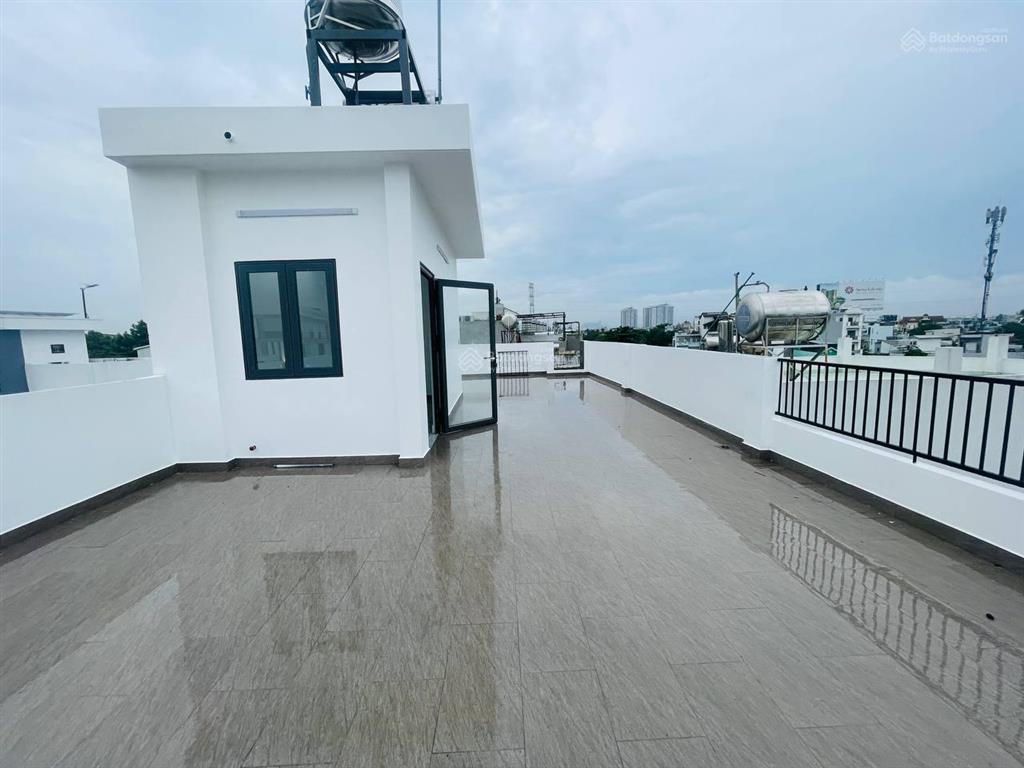 Bán gấp nhà mặt tiền hẻm quốc lộ 13 hiệp bình phước ngang hơn 6m cực hiếm, 5 phòng ngủ sân thượng