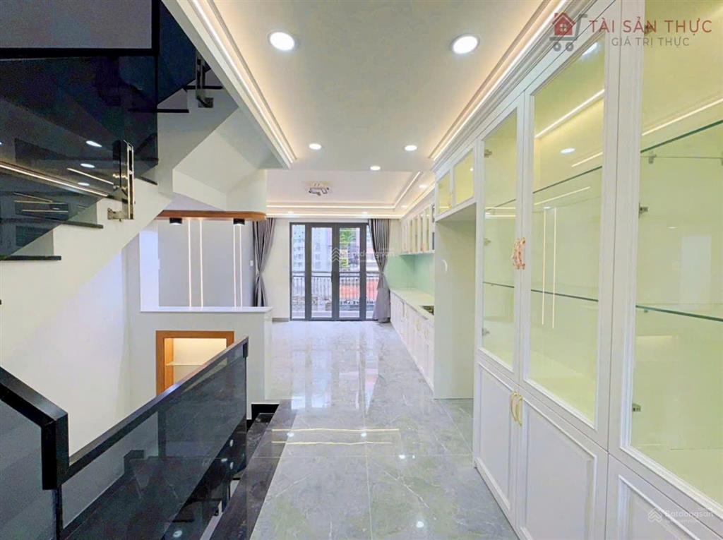 Nhà mới xây 5 tầng ngay vạn phúc city dtsd202m2  ở hoặc đầu tư chdv đều ngon  giá 8,7tỷ
