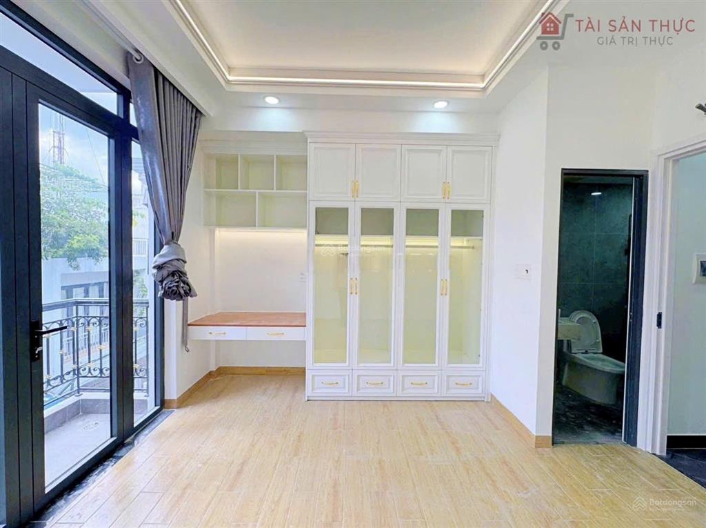 Nhà mới xây 5 tầng ngay vạn phúc city dtsd202m2  ở hoặc đầu tư chdv đều ngon  giá 8,7tỷ