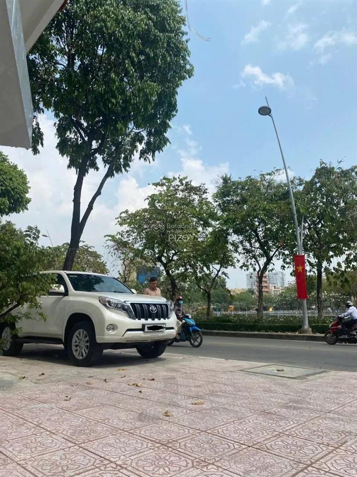 Siêu rẻ! dài tận 20m, cách mt trường sa, pn. dtcn hơn 60m2, nở hậu, hợp xây chdv. chỉ 8,5 tỷ tl.