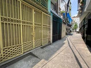 Siêu ngon! nhà 2 mt cách nguyễn đình chính, pn. dt 4x10m  dtcn 40m2, kết cấu 4t+st. chỉ 8 tỷ tl