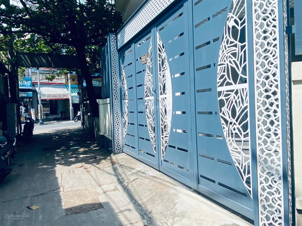Chỉ 9.3 tỷ! hẻm xe hơi 4,1m x 16m dtcn ~70m2 ngay khu phan xích long