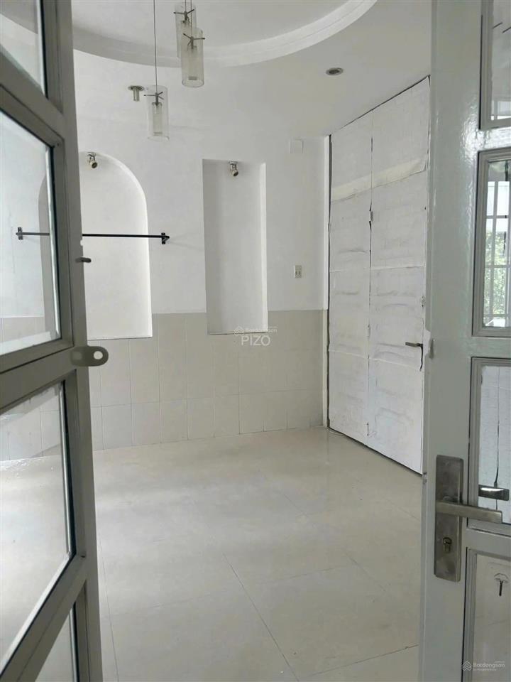 Cực ngon! chỉ 13.5 tỷ. dt khủng 7x10m  68m2. kc 6 tầng. nguyễn văn trỗi, pn. dòng tiền 70tr/thg.