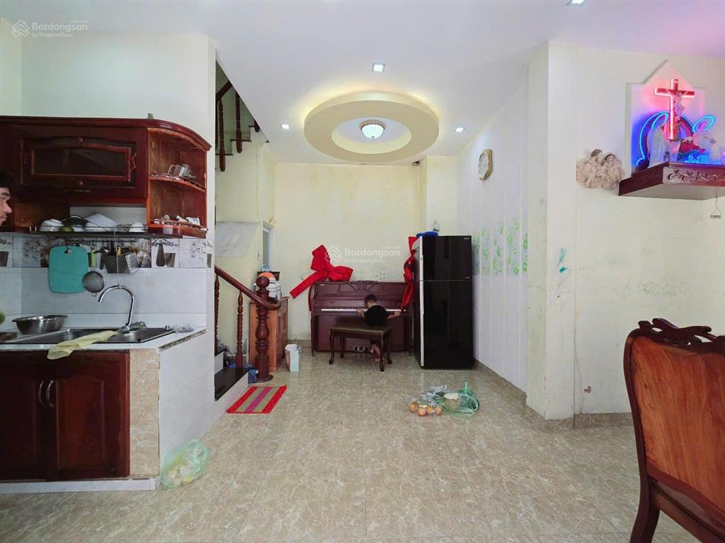 Nhà quận 1 ngang hiếm 5.1m vừa ở vừa khai thác dòng tiền lên tới 30tr/tháng giá chỉ 9t tl