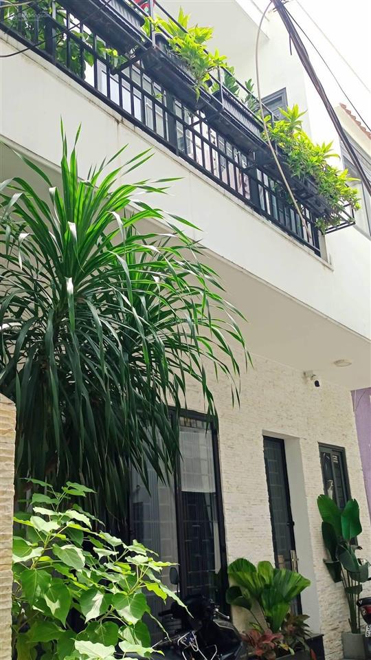 Bán nhà 3 tầng sân thượng thoáng  đường dương quảng hàm p5, gò vấp, hơn 41m²  giá chỉ 5,6 tỷ