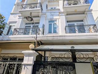 Nhà 4 tầng  ngang rộng 5,24m  dt 62m²  căn góc 2 mặt hẻm xe hơi  khu nhà lầu cao cấp