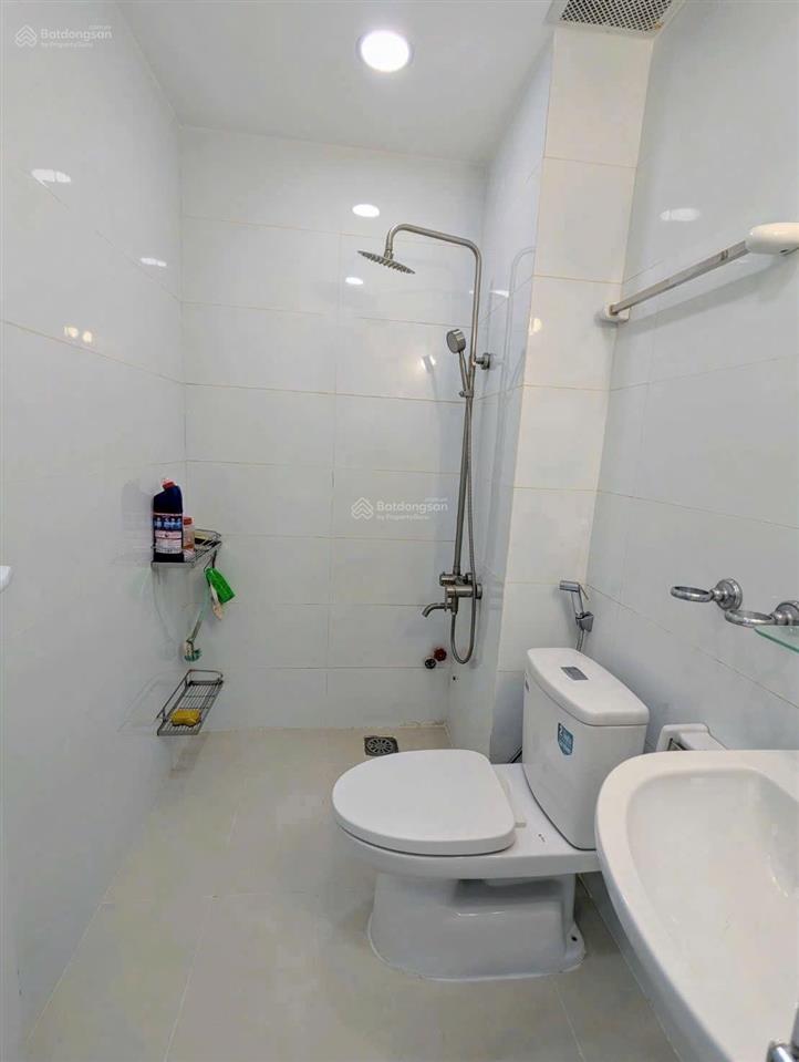 Nhà 4 tầng  ngang rộng 5,24m  dt 62m²  căn góc 2 mặt hẻm xe hơi  khu nhà lầu cao cấp