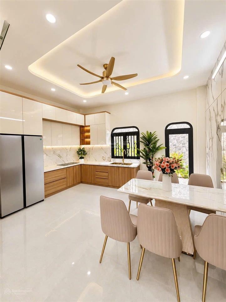 Căn góc ngang 5m dài 13m  4 tầng  nhà mới full nội thất  hẻm xe hơi  ngay siêu thị emart 2