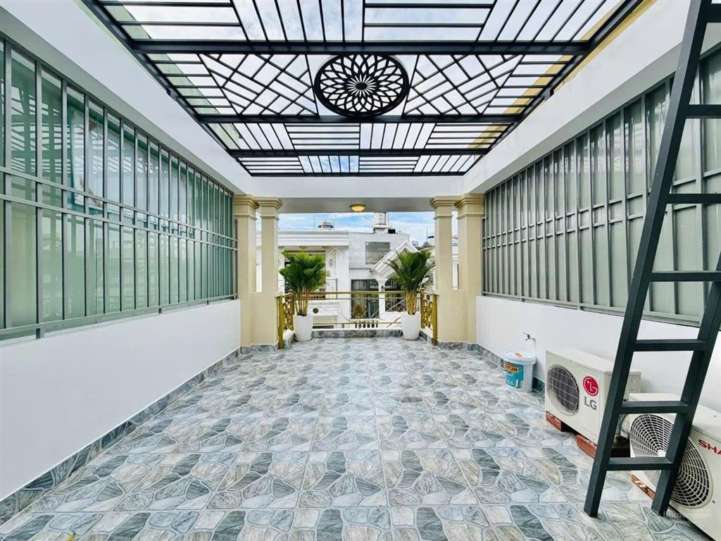 Nhà phố khu đồng bộ nhà lầu  hẻm xe hơi né  dt 4m x 15m  5 tầng  chỉ nhỉnh hơn 7tỷ !