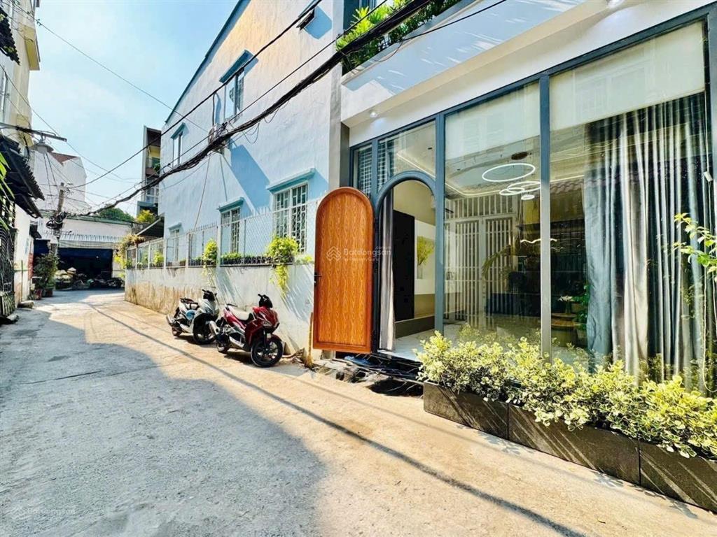 Căn nhà smarthome phong cách sang trọng  4 tầng  full nội thất  hẻm xe hơi  sát mặt tiền đường
