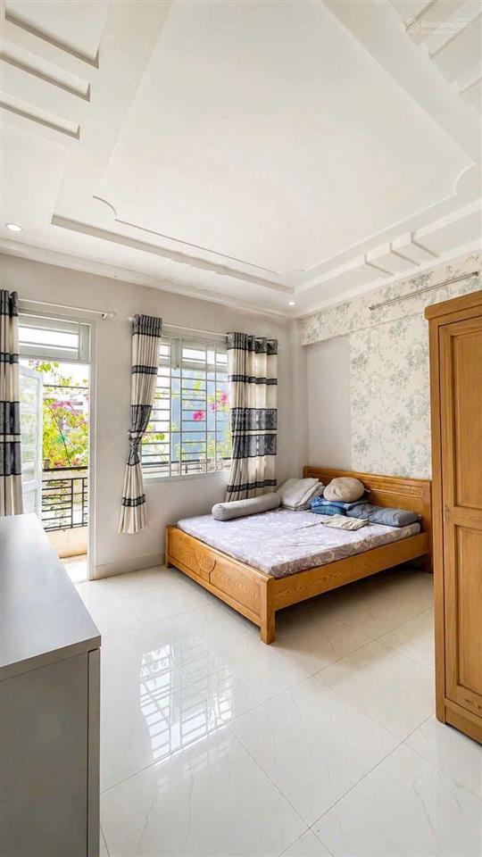Nhà hẻm xe hơi  dt 59m2 (4,15m x 14m)  3 tầng  gần siêu thị emart 2  chỉ hơn 5 tỷ