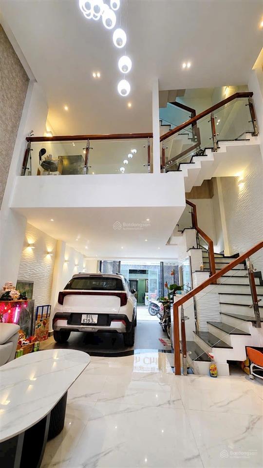 Nhà khu phân lô  tham lương  ngang rộng 5m  hẻm 6m xe hơi trong nhà  giá chỉ nhỉnh 6 tỷ