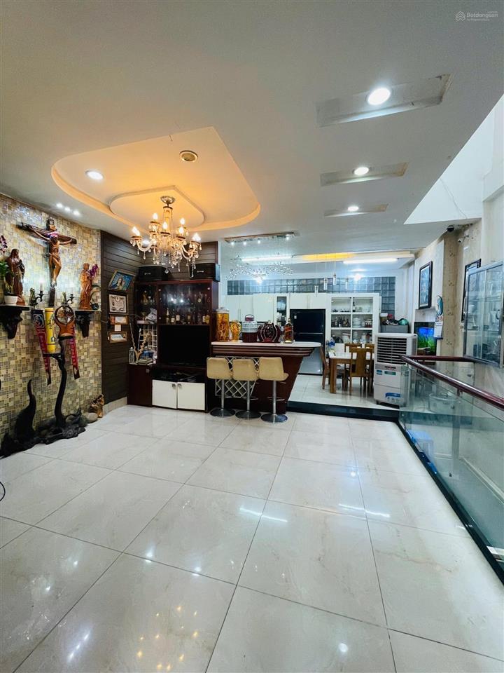 Nhà mặt tiền đường kinh doanh 10m sầm uất  ngang 6,2m dài 19m  nhà 4 tầng  giá chỉ 18,8 tỷ (tl)