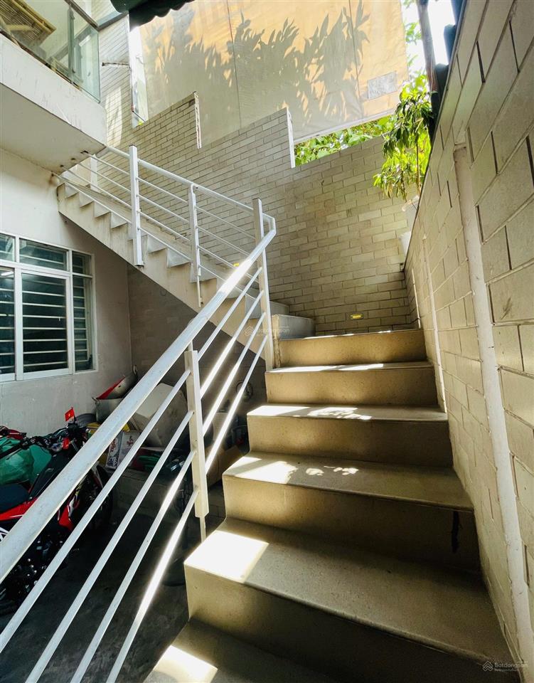 Nhà mặt tiền đường kinh doanh 10m sầm uất  ngang 6,2m dài 19m  nhà 4 tầng  giá chỉ 18,8 tỷ (tl)