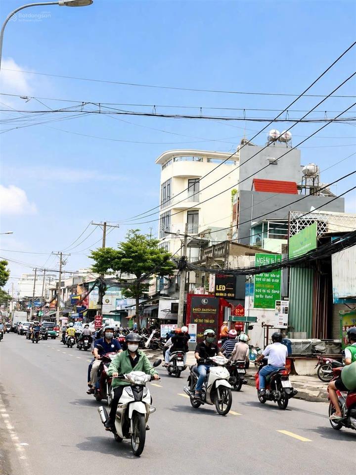 Mặt tiền phạm văn chiêu  kd buôn bán tấp nập  nhà mới 4 tầng  có thang máy  dt 89m2  13,9 tỷ !