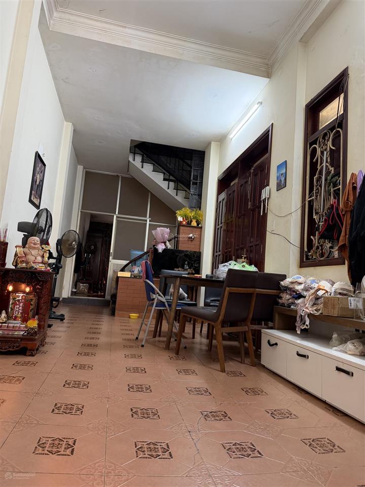 Mặt tiền đường số 5  nguyễn oanh 4,5x17m 5 tầng dòng tiền 30 triệu/tháng chỉ 11x tỷ !