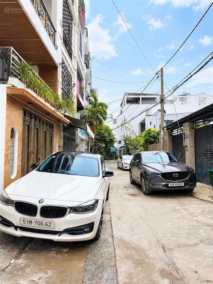 Nhà 4 tầng  full nội thất  hẻm 6m thông xe hơi ra vào  khu cao tầng sang trọng dân trí  hơn 6tỷ