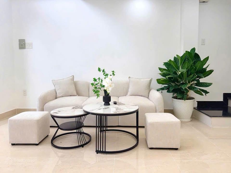 Nhà 4 tầng  full nội thất  hẻm 6m thông xe hơi ra vào  khu cao tầng sang trọng dân trí  hơn 6tỷ