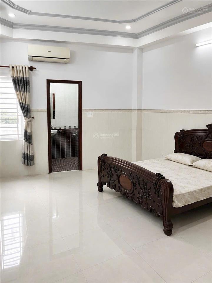 Hàng thơm ngang 6m dài 20m  đường rộng 11m kinh doanh  5 tầng  nội thất gỗ cao cấp  chỉ 13x tỷ
