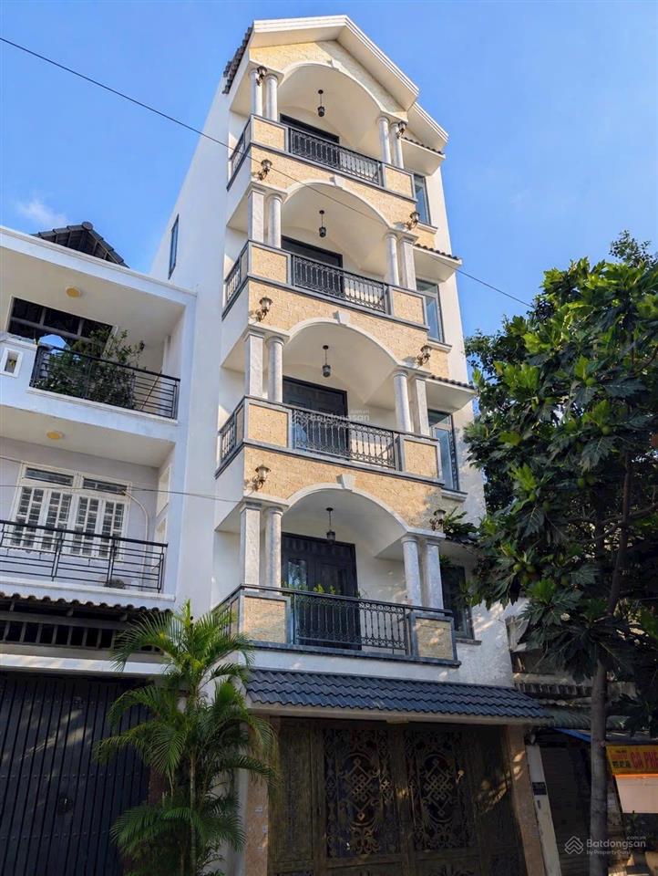 Hàng thơm ngang 6m dài 20m  đường rộng 11m kinh doanh  5 tầng  nội thất gỗ cao cấp  chỉ 13x tỷ
