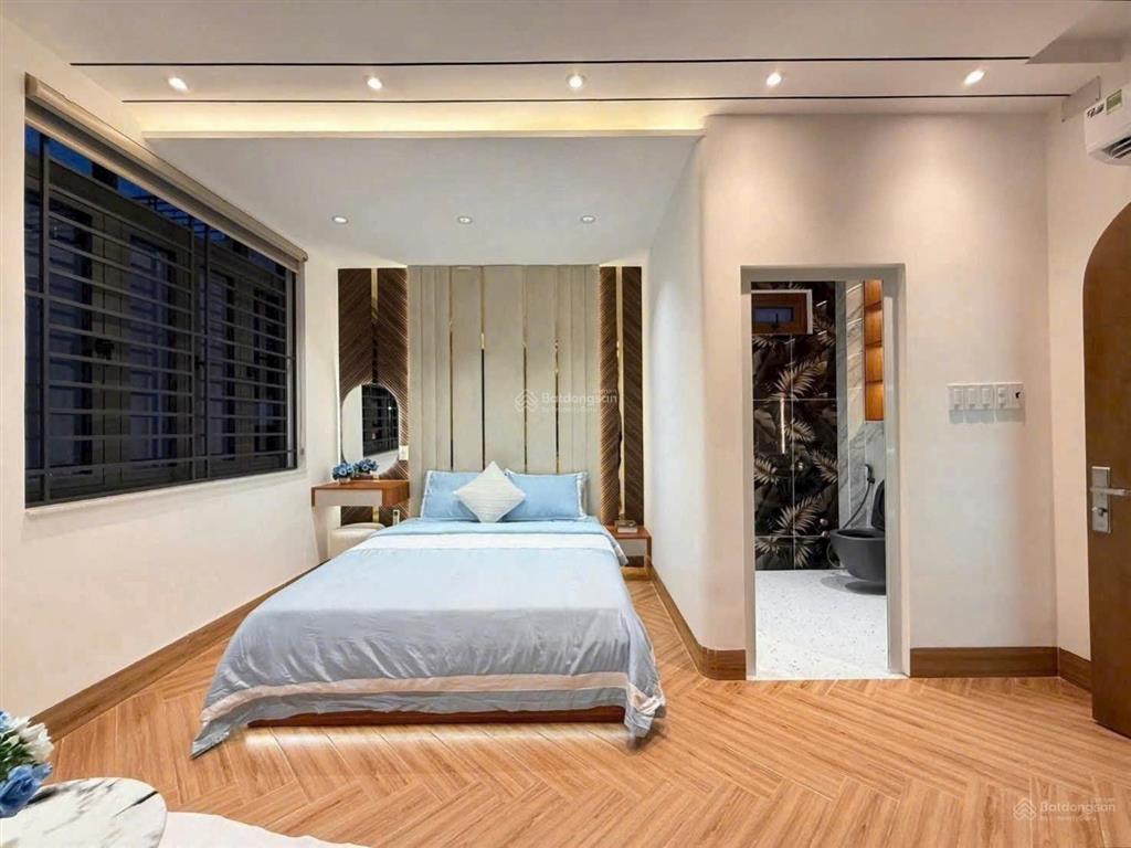 Siêu phẩm góc hai mặt tiền siêu đẹp  có thang máy  ngang rộng 6m  5 tầng  full nội thất  9x tỷ