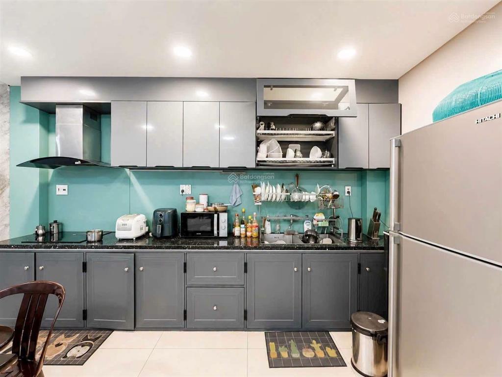 Nhà phố ngang rộng 6m x19m  4 tầng  2 mặt tiền đường 8m thông  đường bờ sông tham lương bến cát