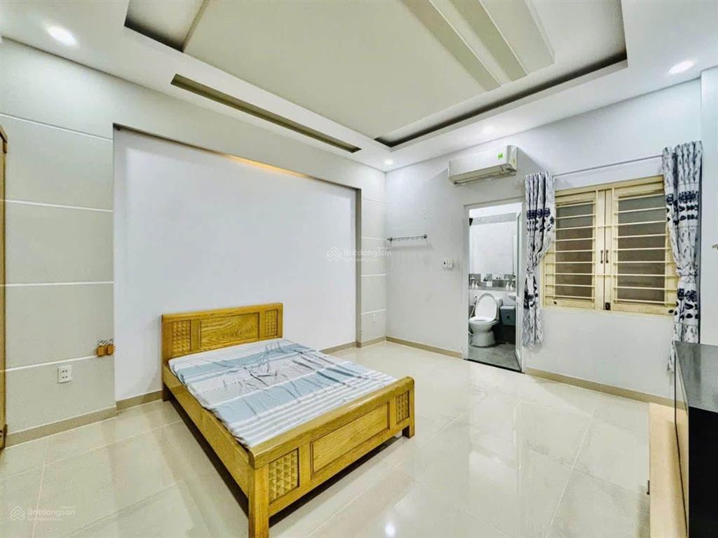 Hàng thơm giảm 500tr còn 9,4 tỷ nhà khu đồng bộ đường ôtô nguyễn văn dung p6  gv