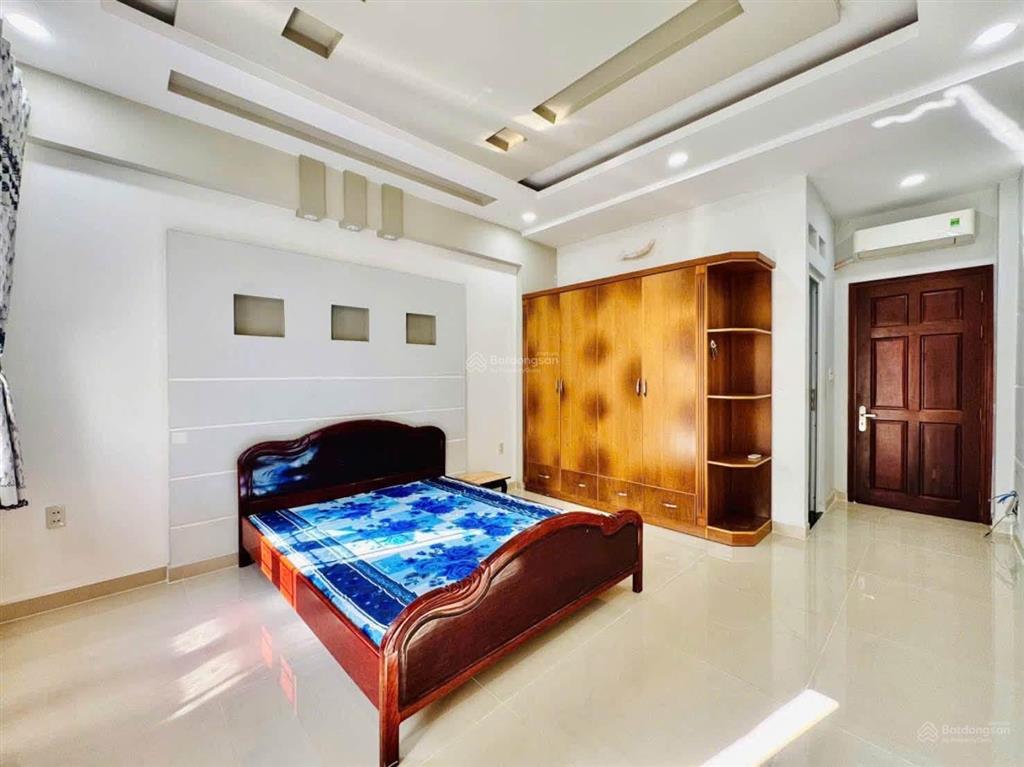 Hàng thơm giảm 500tr còn 9,4 tỷ nhà khu đồng bộ đường ôtô nguyễn văn dung p6  gv