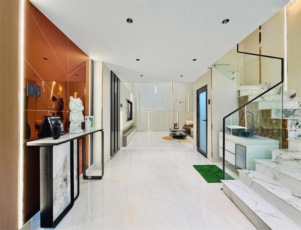 Bán gấp nhà riêng 50m2, 9,7 tỷ giá cực chất tại lê đức thọ, gò vấp, tp.hcm