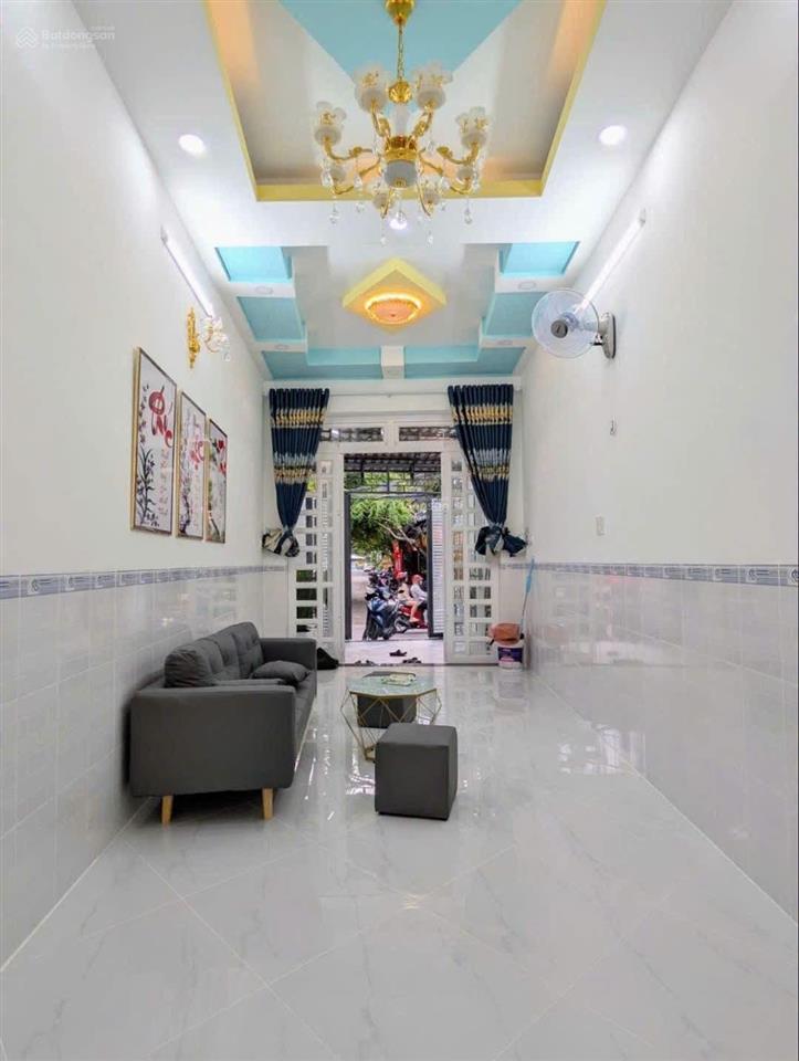 Nhà mặt tiền đường kinh doanh  3 tầng  dt 59,7m2  chỉ hơn 6 tỷ!