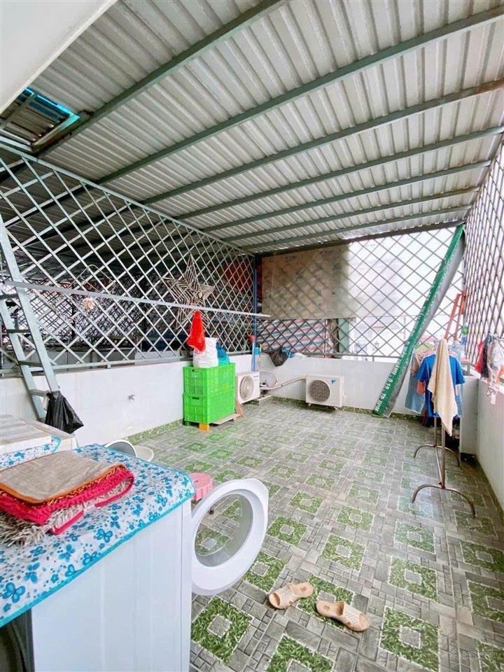 8.6 tỷ  căn góc 4 tầng 4x16m  sổ vuông vức  2 mặt hẻm xe tải  thông tứ hướng  phạm văn chiêu