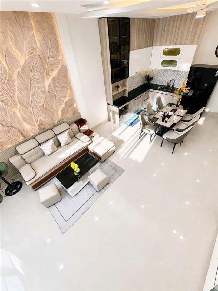 Nhà mới full nội thất dt 81m2 ngang rộng 5m x16  có 4 phòng ngủ  có phòng ngủ trệt  giá 6,79 tỷ!