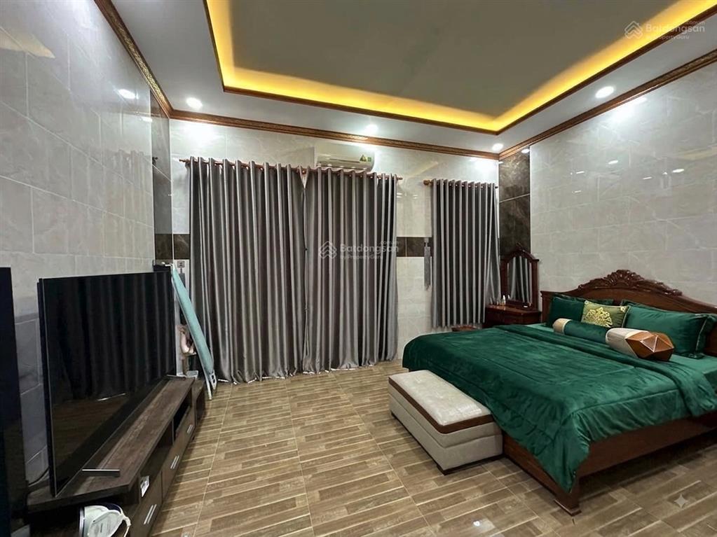 Bán nhà riêng tại nhà mặt tiền đường kinh doanh 8m, đường nguyễn tư giản, quận gò vấp, 9,2 tỷ, 63m2