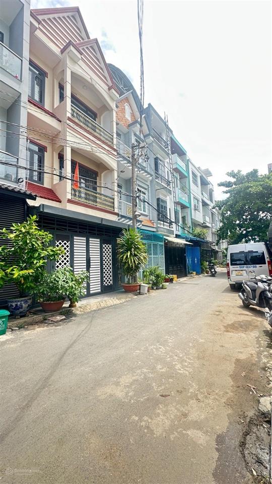Bán nhà riêng tại nhà mặt tiền đường kinh doanh 8m, đường nguyễn tư giản, quận gò vấp, 9,2 tỷ, 63m2