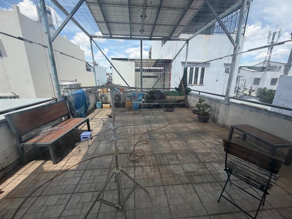 Nhà thông số vàng  5x19m đường 8m thông tìm năng tăng giá cao giá chỉ 9,7 tỷ còn thương lượng !
