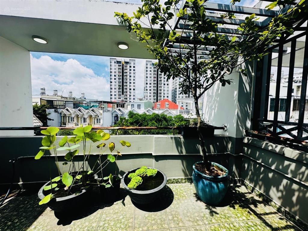 Hi.ế.m!!!căn nhà mới đẹp view sông vòm thuật 4.5x14m, 4 tầng, sân thượng trước sau. giá 9,9 tỷ tl .