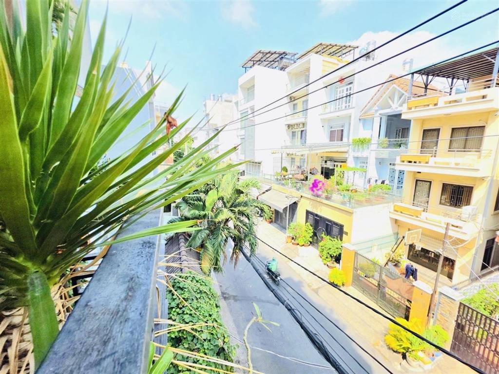 Siêu phẩm 5 tầng khu dân trí cao hẻm 8m lê đức thọ gò vấp dt 4.5 x 19m 81m2  giá chỉ 8,6 tỷ.