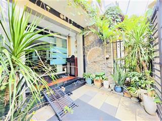 Siêu phẩm 5 tầng khu dân trí cao hẻm 8m lê đức thọ gò vấp dt 4.5 x 19m 81m2  giá chỉ 8,6 tỷ.
