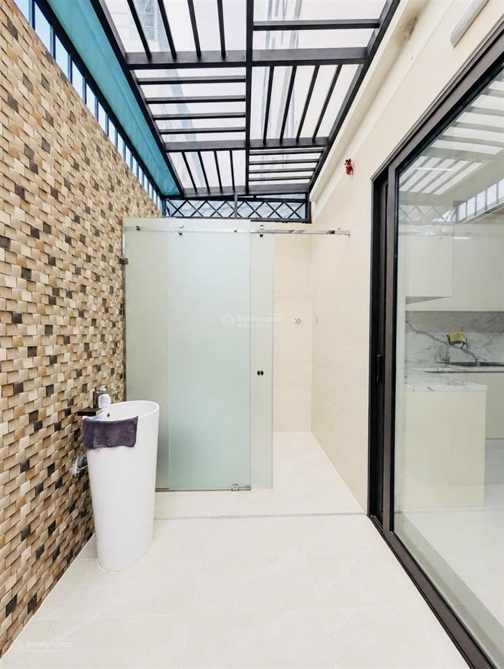 Nhà khu đồng bộ 85 căn osimi  hẻm 8m thông xe tải dt 4m x 16m  4 tầng full nội thất  giá 11ty