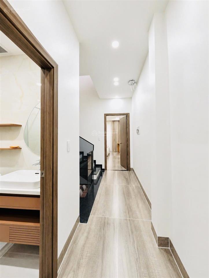 Nhà khu đồng bộ 85 căn osimi  hẻm 8m thông xe tải dt 4m x 16m  4 tầng full nội thất  giá 11ty