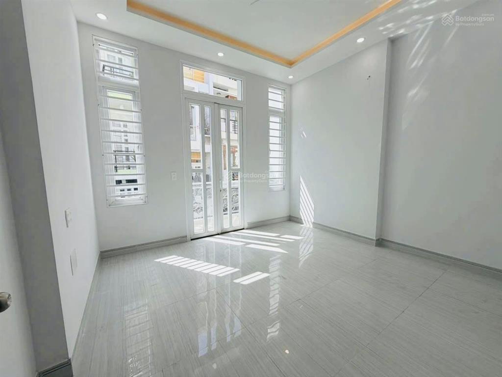 Nhà hxh 5m  vị trí đẹp  thẳng 1 trục gần mặt tiền  nhà mới dt 4m x 12m  4 tầng  chỉ hơn 7ty