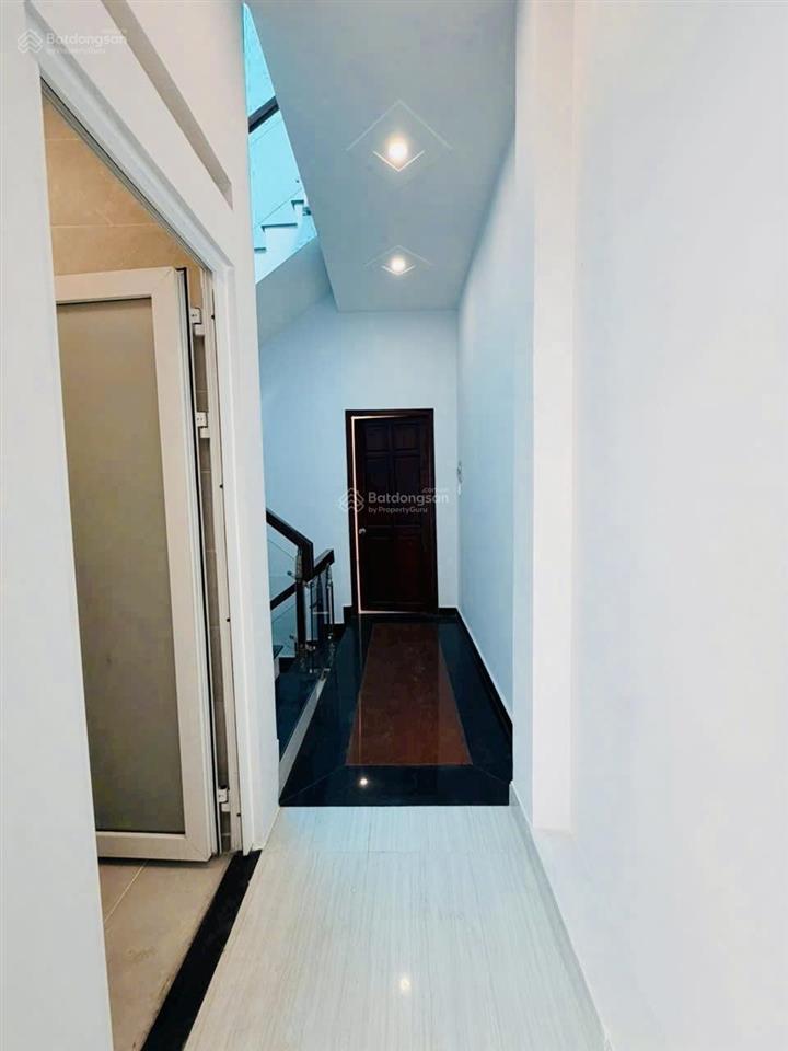 Nhà hxh 5m  vị trí đẹp  thẳng 1 trục gần mặt tiền  nhà mới dt 4m x 12m  4 tầng  chỉ hơn 7ty